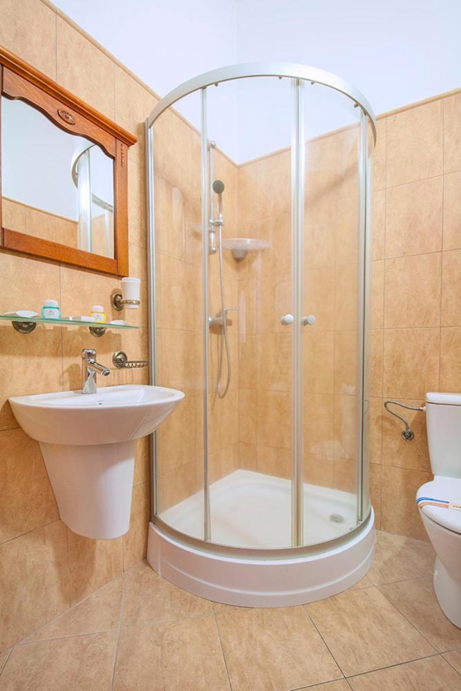Zdroj Wojciech Aparthotel Lądek-Zdrój Exteriör bild