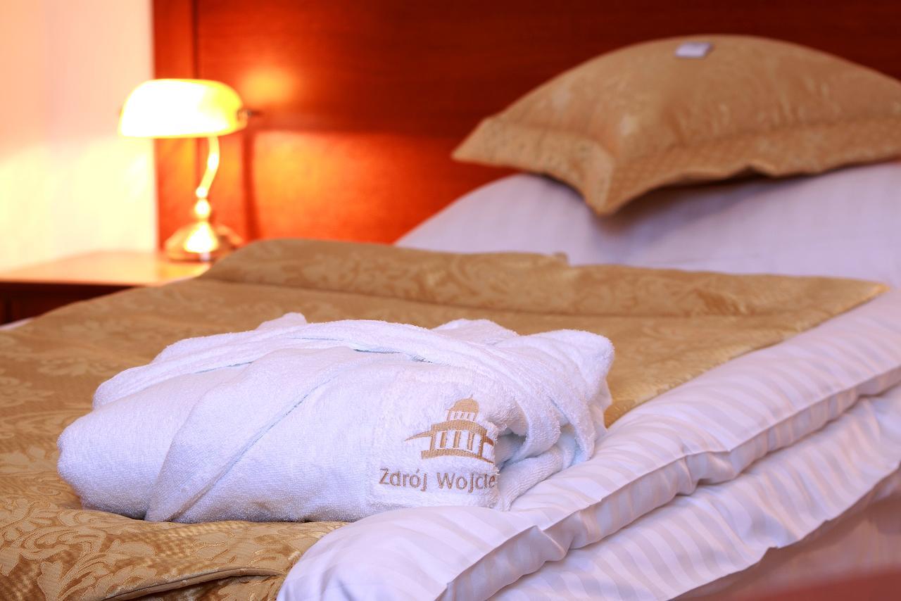 Zdroj Wojciech Aparthotel Lądek-Zdrój Exteriör bild